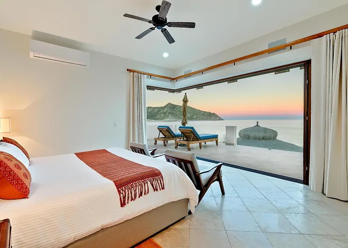 Bahia De Frailes By Cabo *